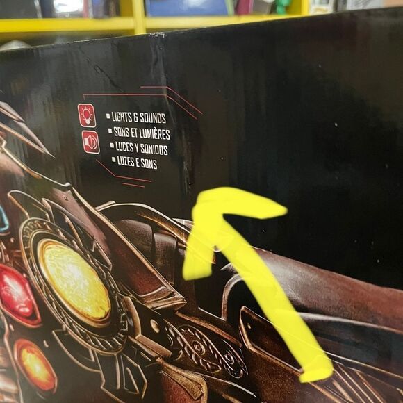 Marvel Avengers Legends Gear INFINITY GAUNTLET Articulated ELECTRONIC FIST NIB - Picture 6 of 13